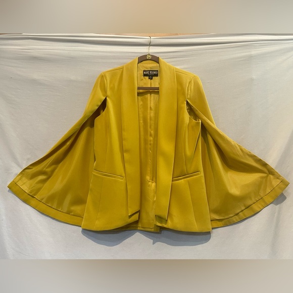 NWOT - Marc Bouwer Unlimited Fancy Yellow Cape Blazer - Size Medium - Picture 2 of 8